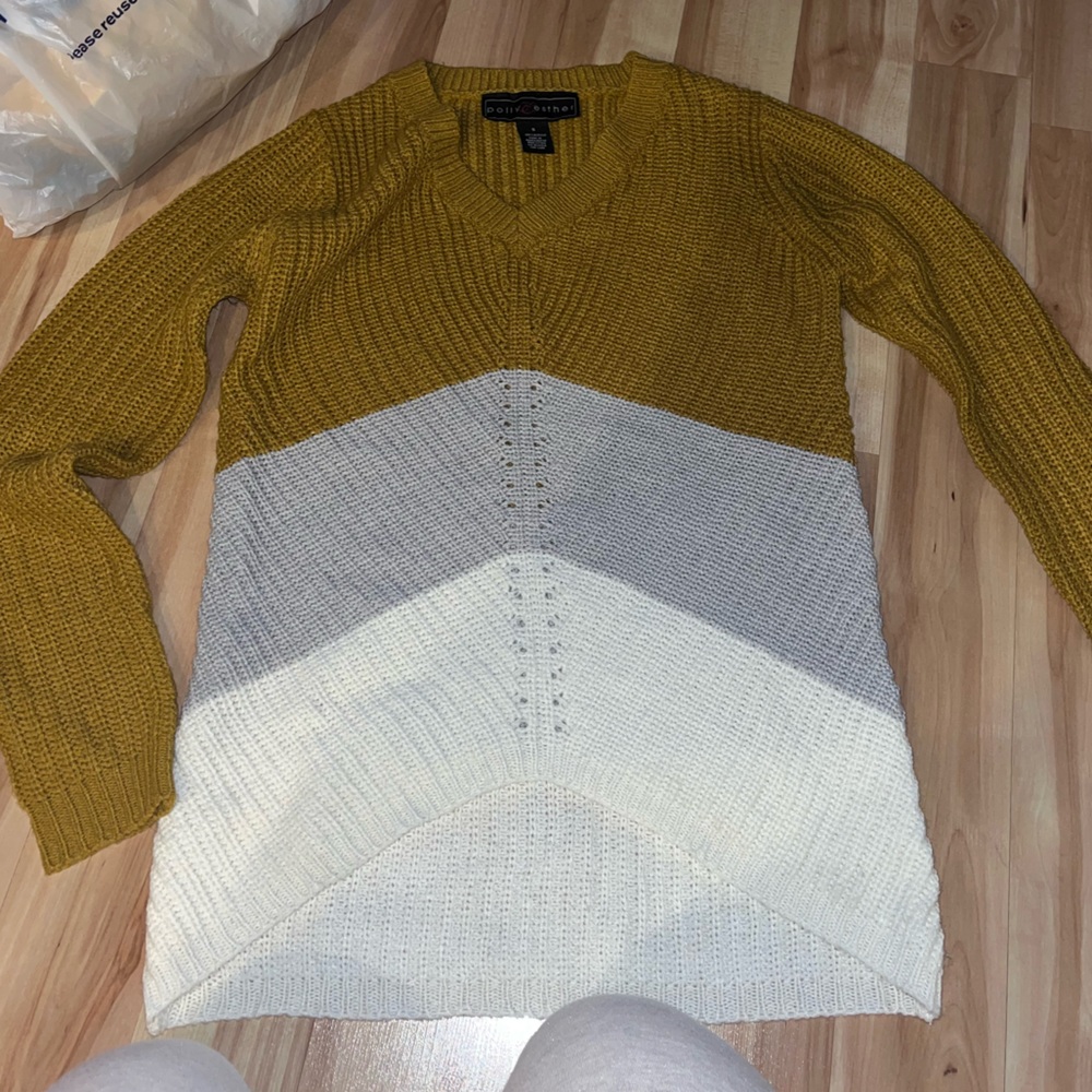 Fall sweater, tri colored